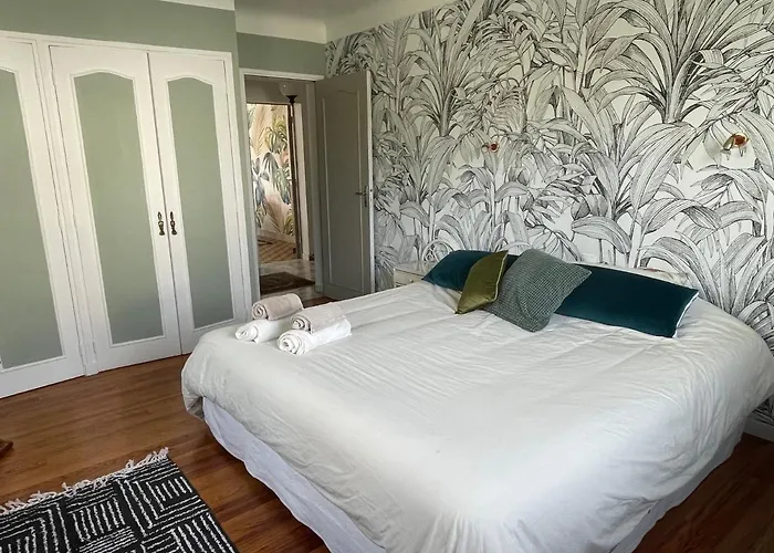 Vue Rhune Apartment